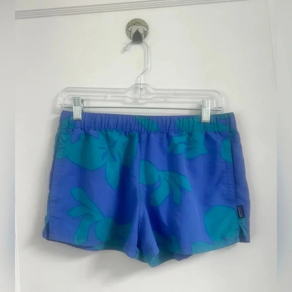 Patagonia Women's Barely Baggies
Shorts - 2½" in Kalani Big: Float Blue - Picture 1 of 4